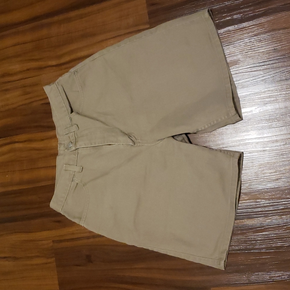 Vintage tan mom shorts